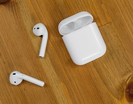 Top 10 Apple Headphones and Earbuds and Their Features