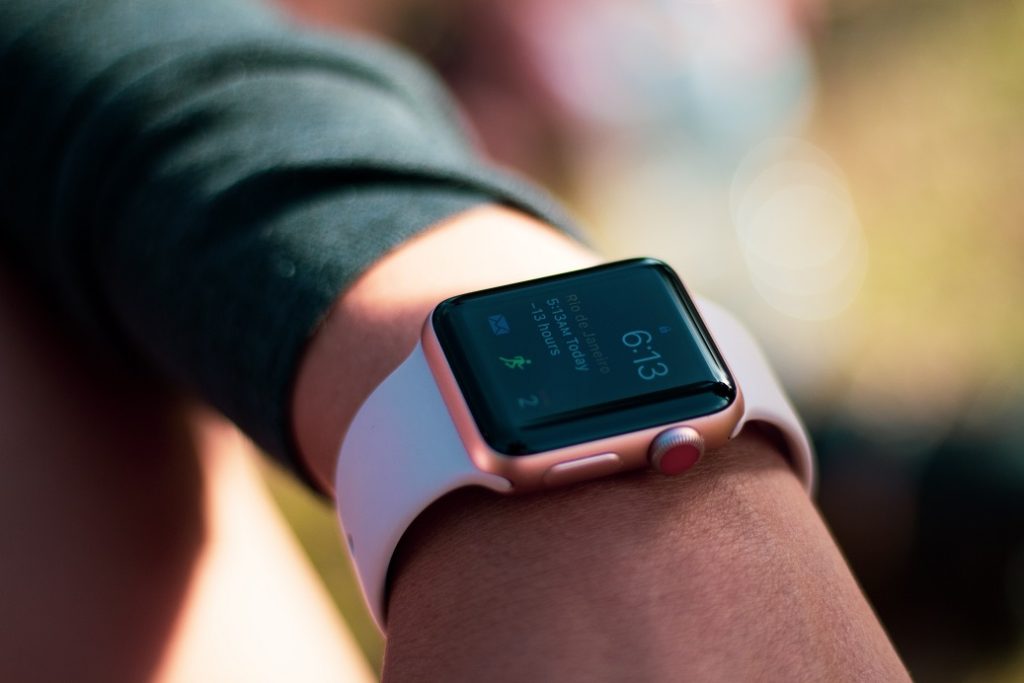 10 Best Cheap Smartwatches for Fitness Tracking in 2023